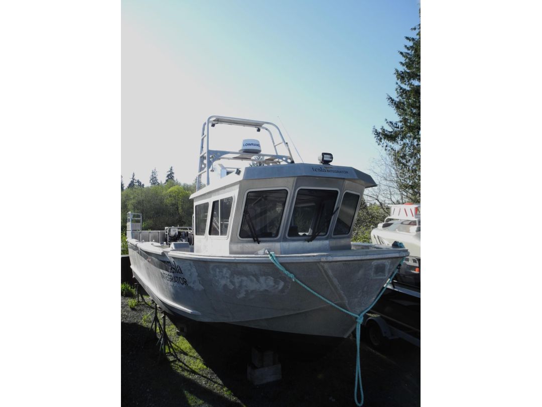 Aluminum Aquaculture Workboat image 2