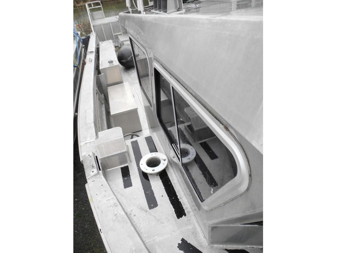 Aluminum Aquaculture Workboat image 10