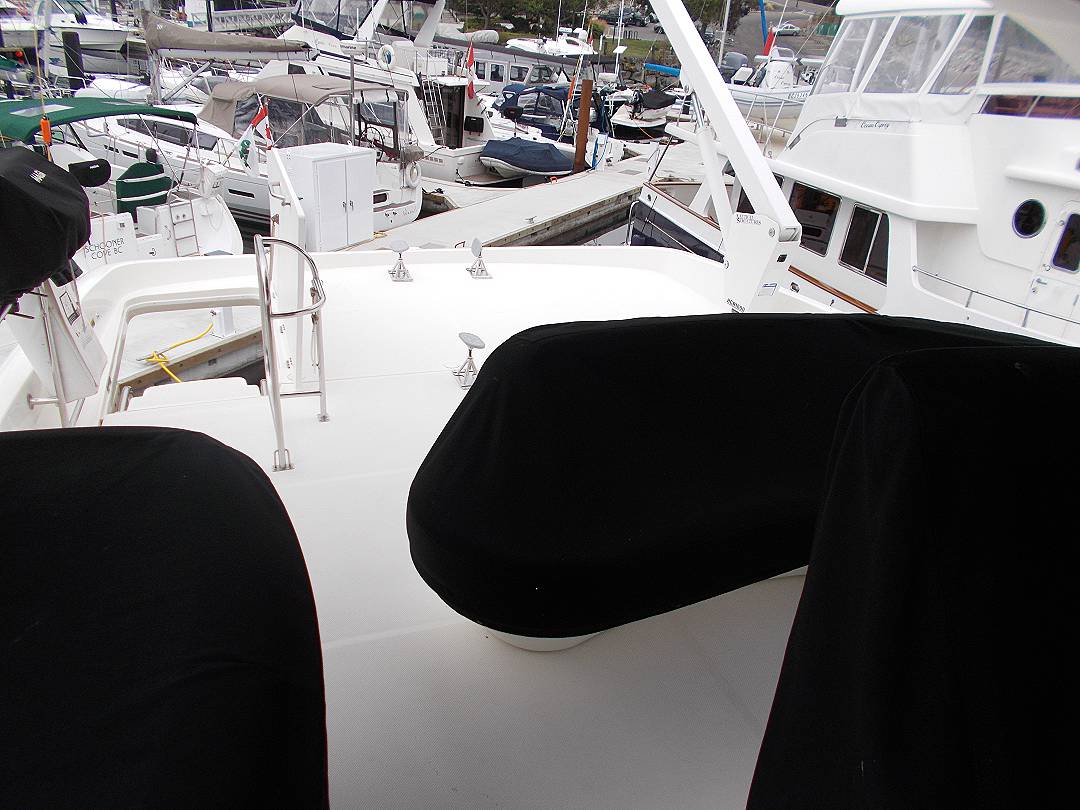 Meridian 580 Pilothouse image 15