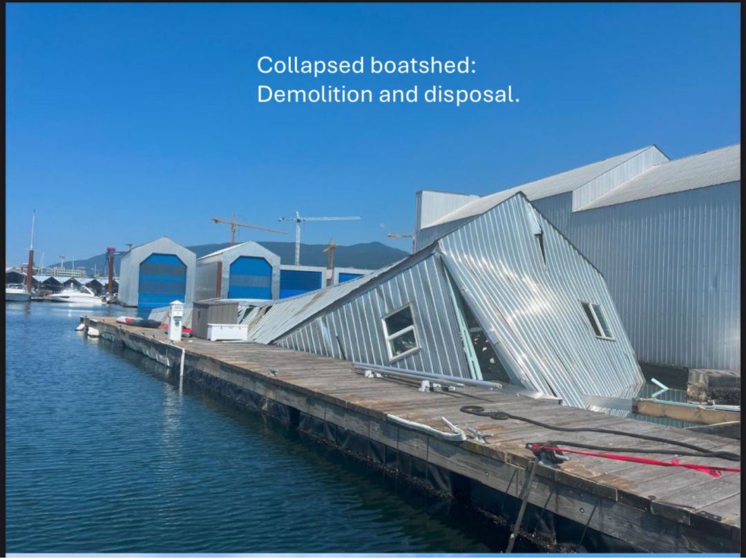Pontoon Work Dock image 0