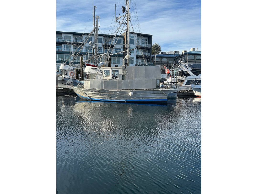 Aluminum Prawn Trawler image 2