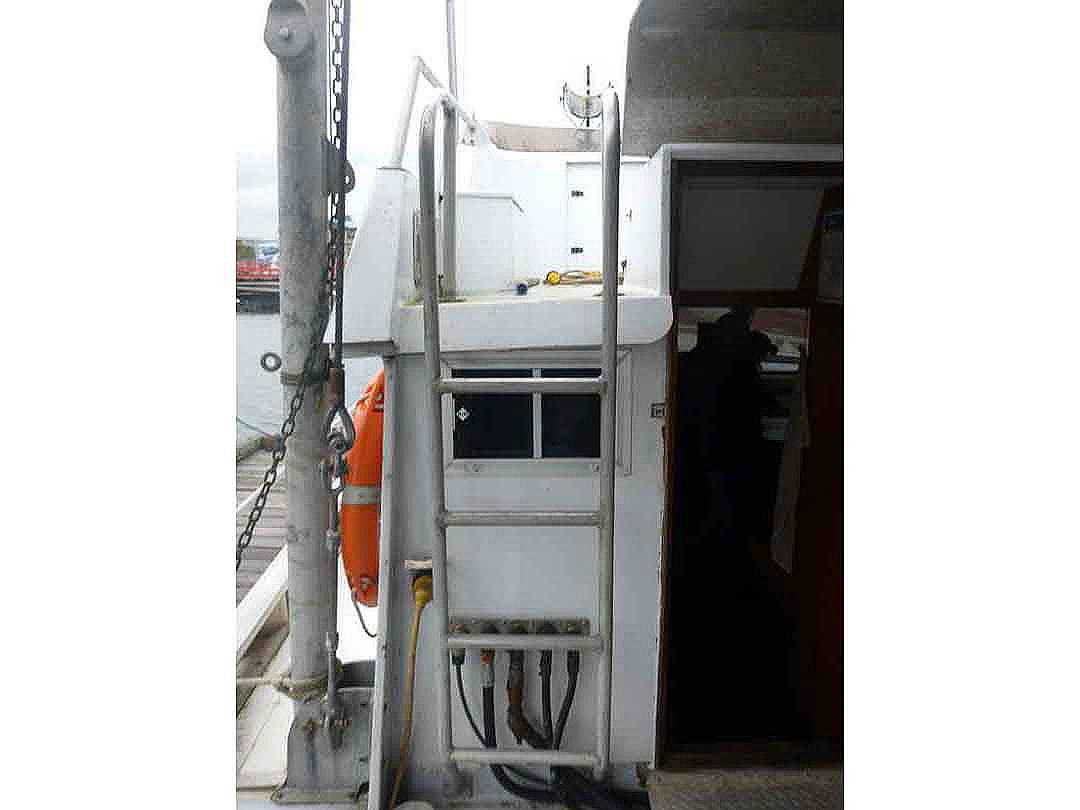 Fiberglass Prawn Troller Longliner image 34