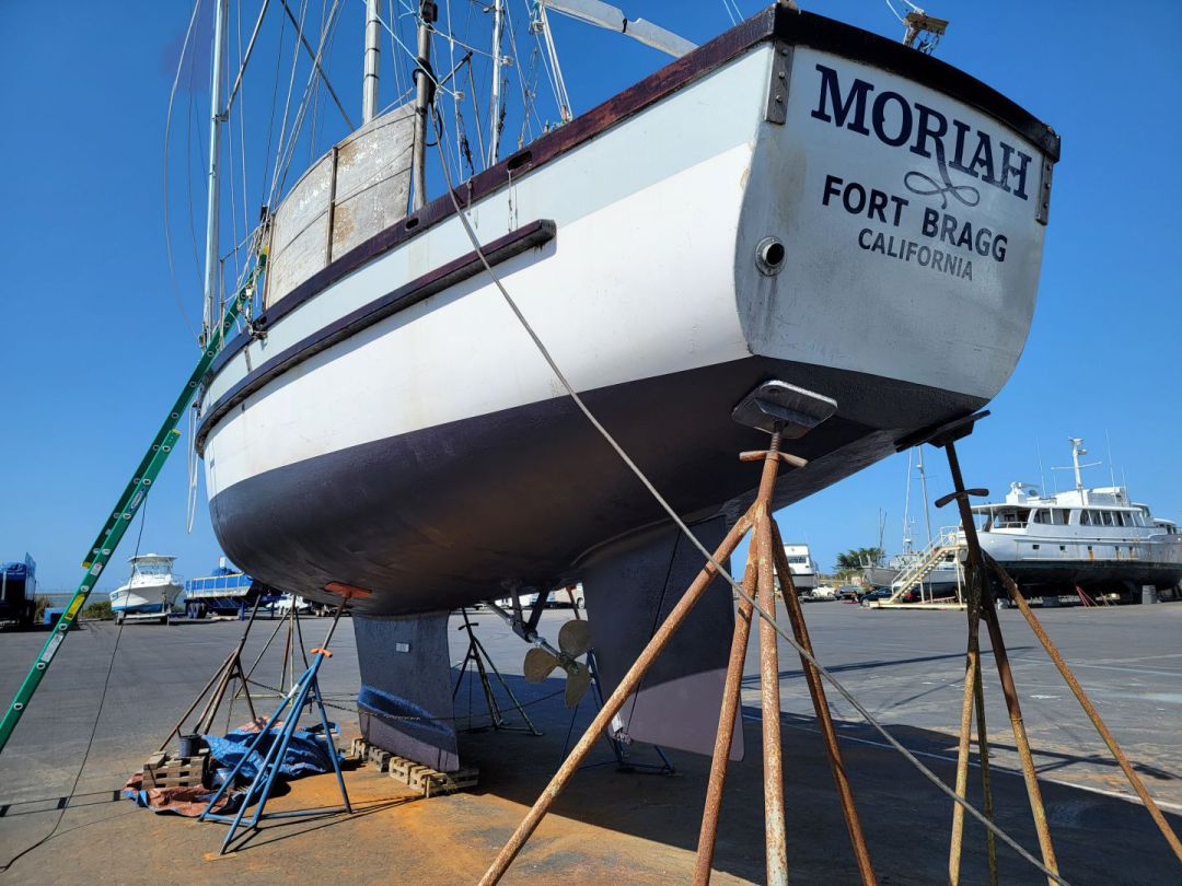 Fiberglass Cascade Sailboat image 1