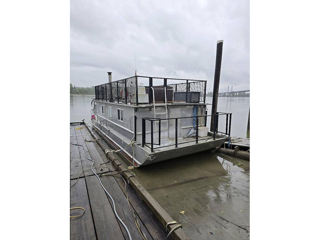 Aluminum House Boat image 1