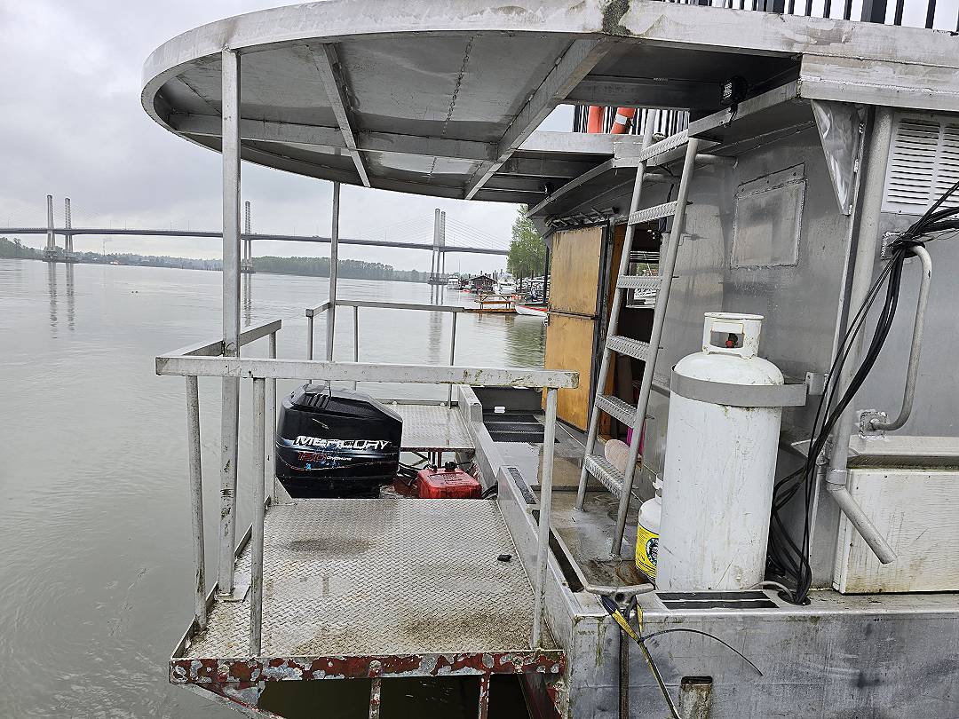 Aluminum House Boat