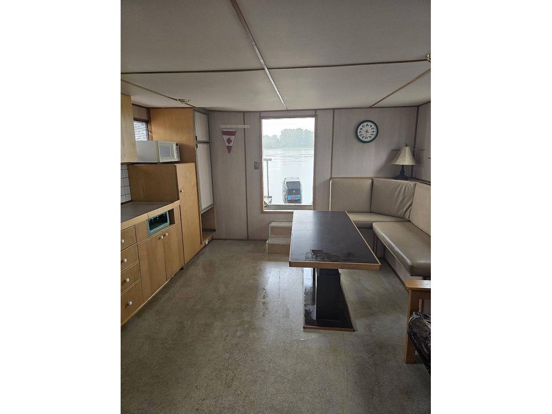 Aluminum House Boat image 19