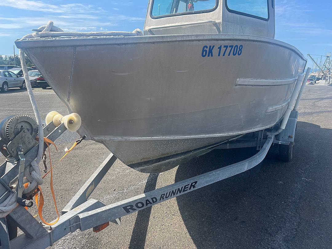 Aluminum Coastal Mig Center Console image 2