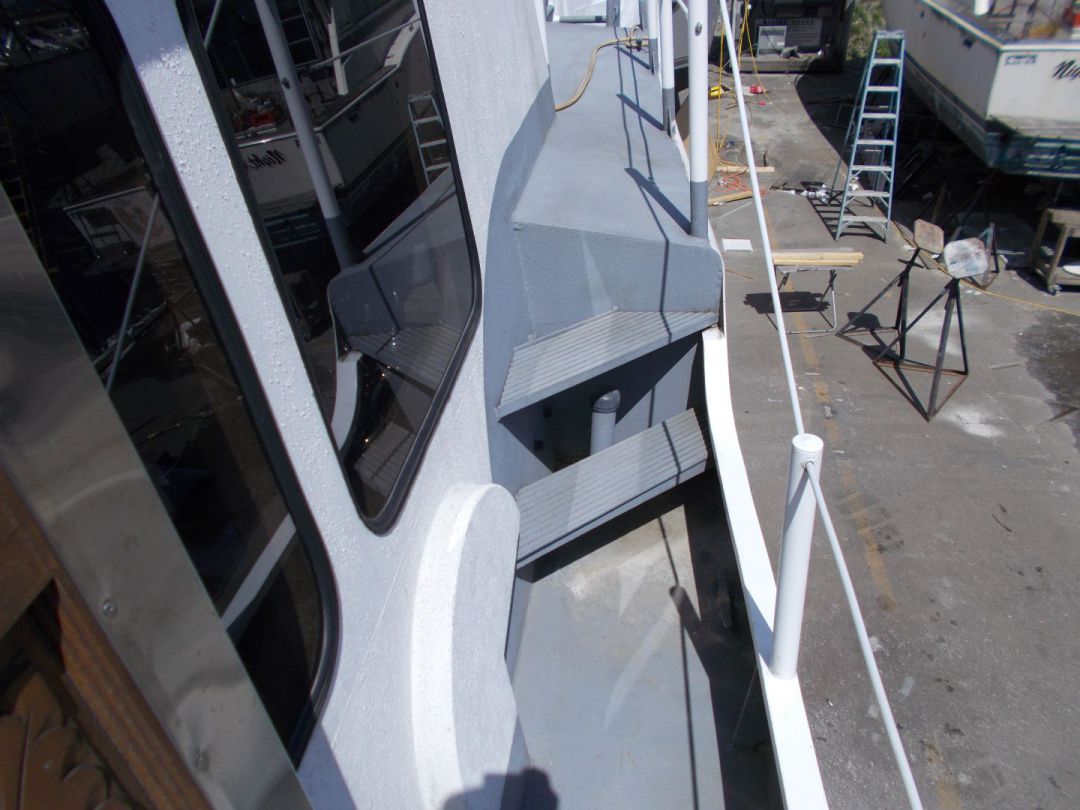 Aluminum Trawler Live Aboard image 10