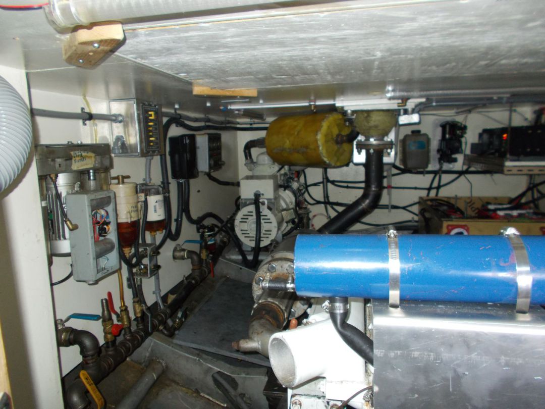 Aluminum Trawler Live Aboard image 65