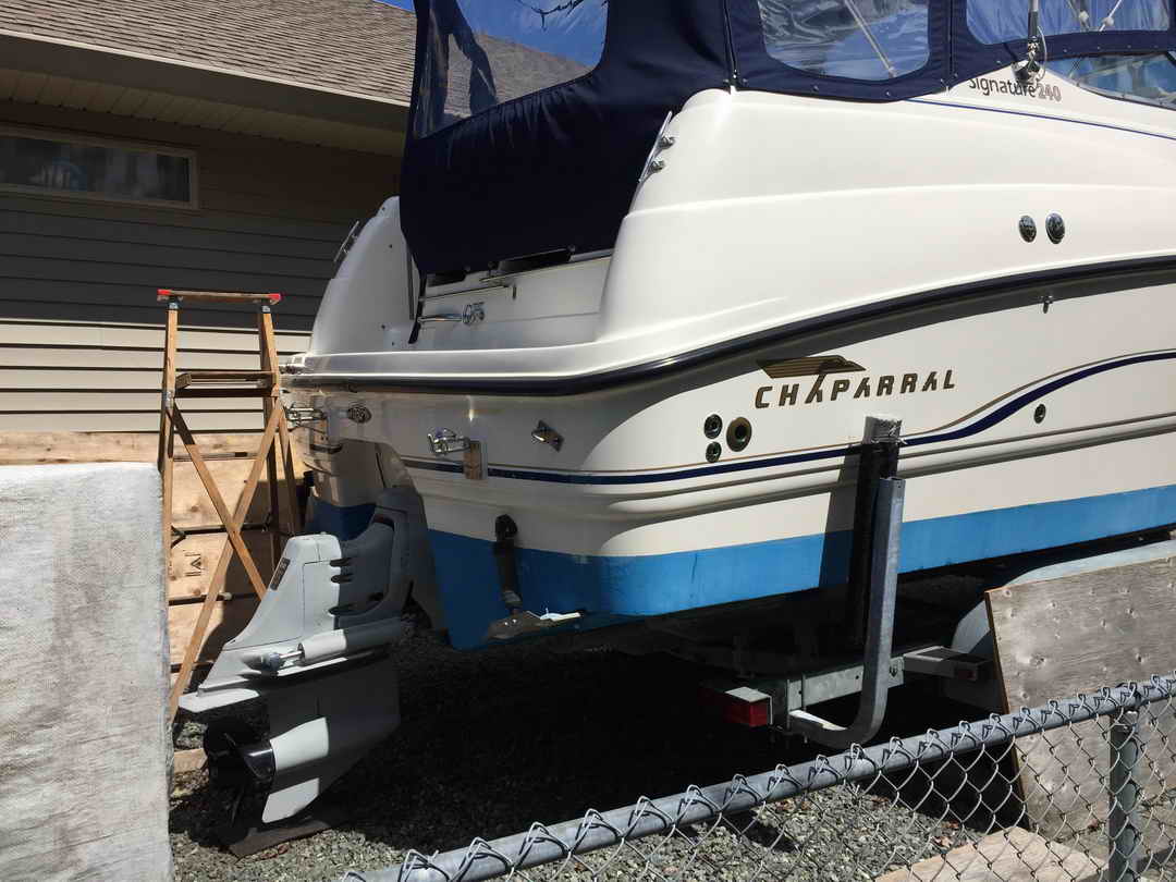 Chaparral Signature 240