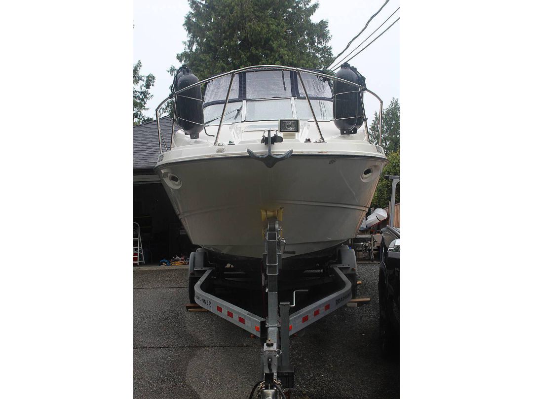 Fiberglass Bayliner 285 image 3