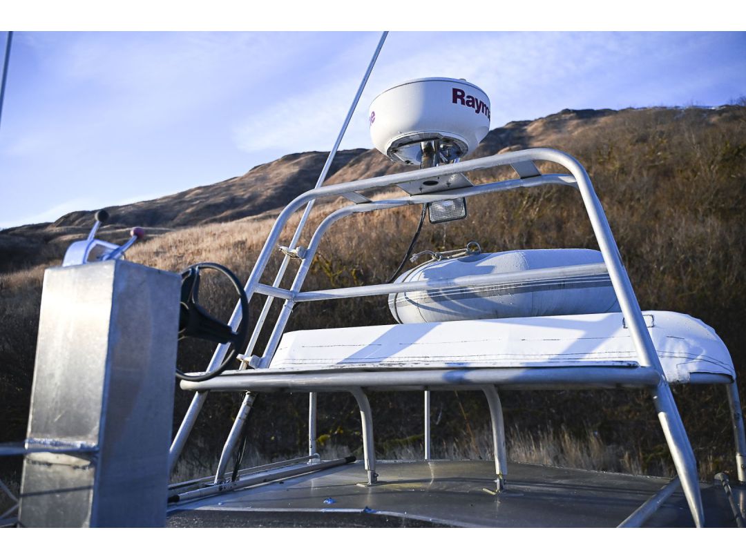 Fiberglass Aluminum Cabin Cruiser image 9