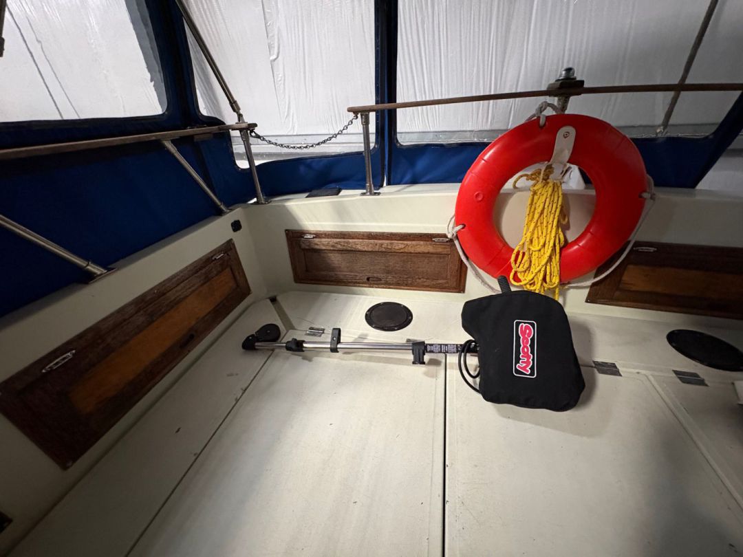 Fiberglass Cruiser image 10