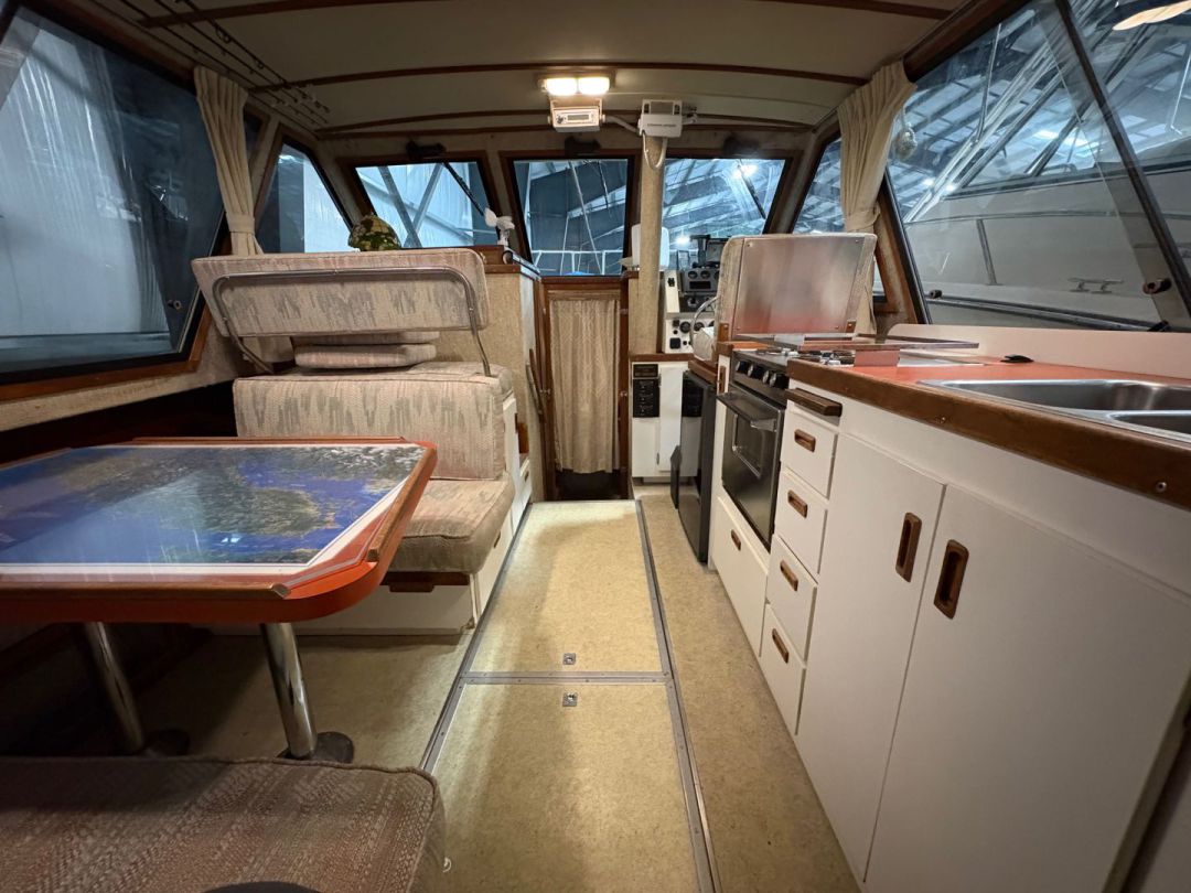 Fiberglass Cruiser image 27