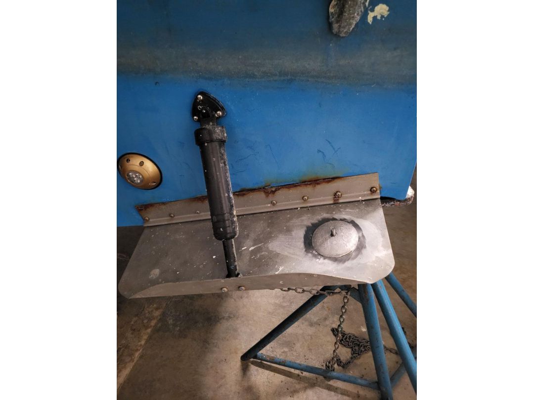 Fiberglass Cruiser image 8