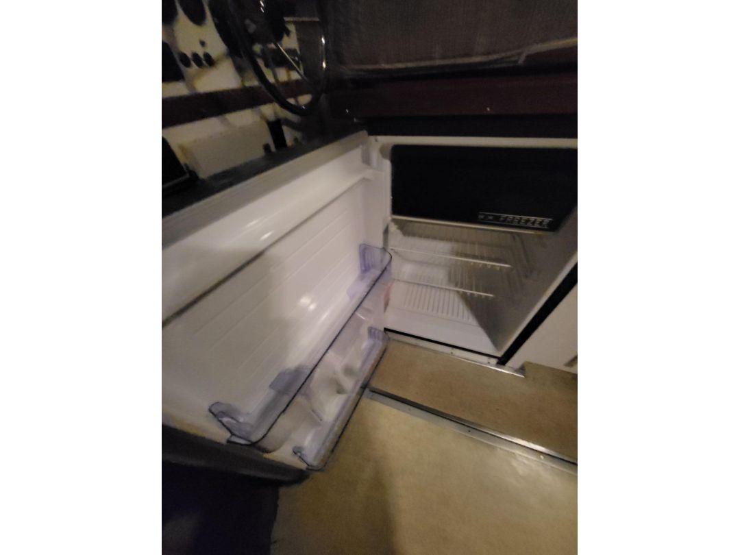 Fiberglass Cruiser image 22