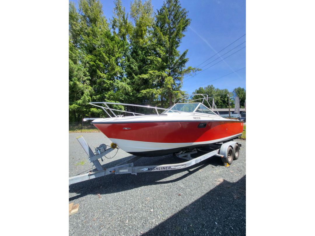 Fiberglass Crestliner image 1