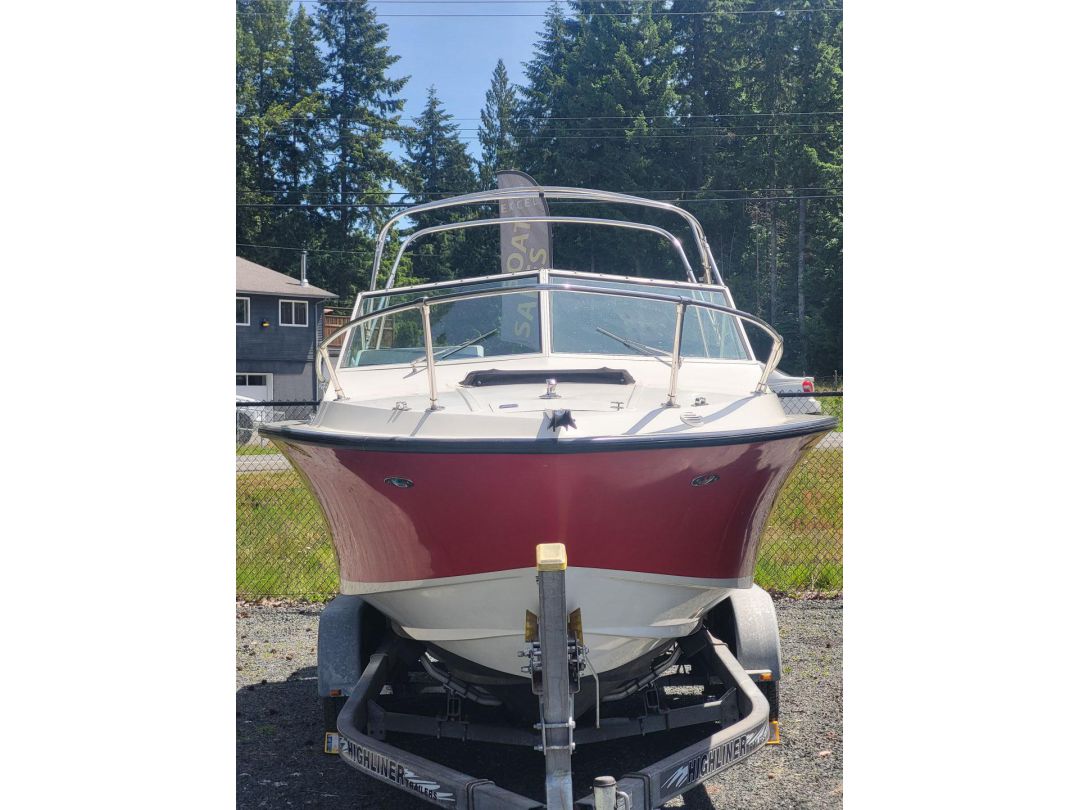 Fiberglass Crestliner image 2