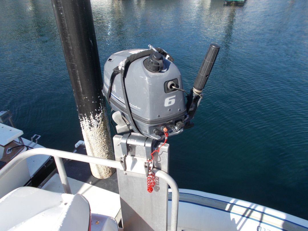 Fiberglass Gulf Commander image 9