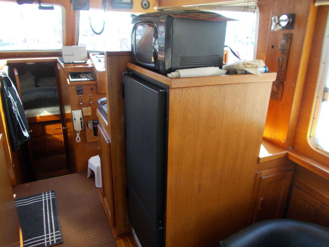 Fiberglass Gulf Commander image 27