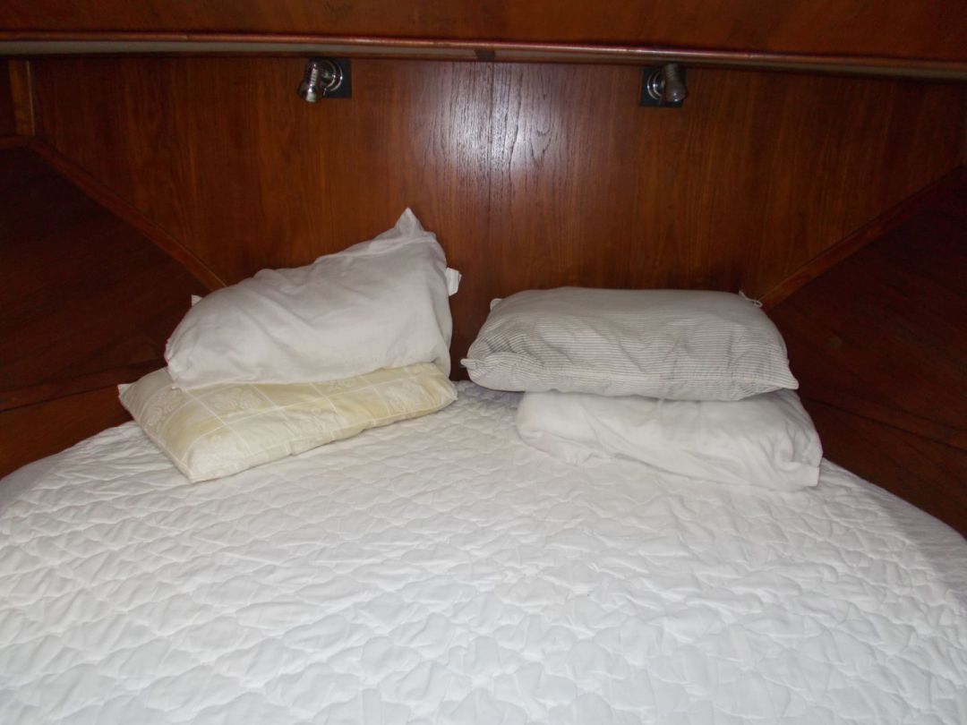 Fiberglass Gulf Commander image 36