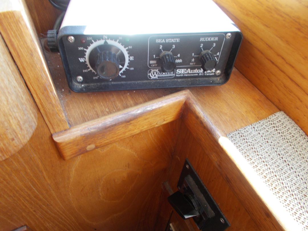 Fiberglass Gulf Commander image 45
