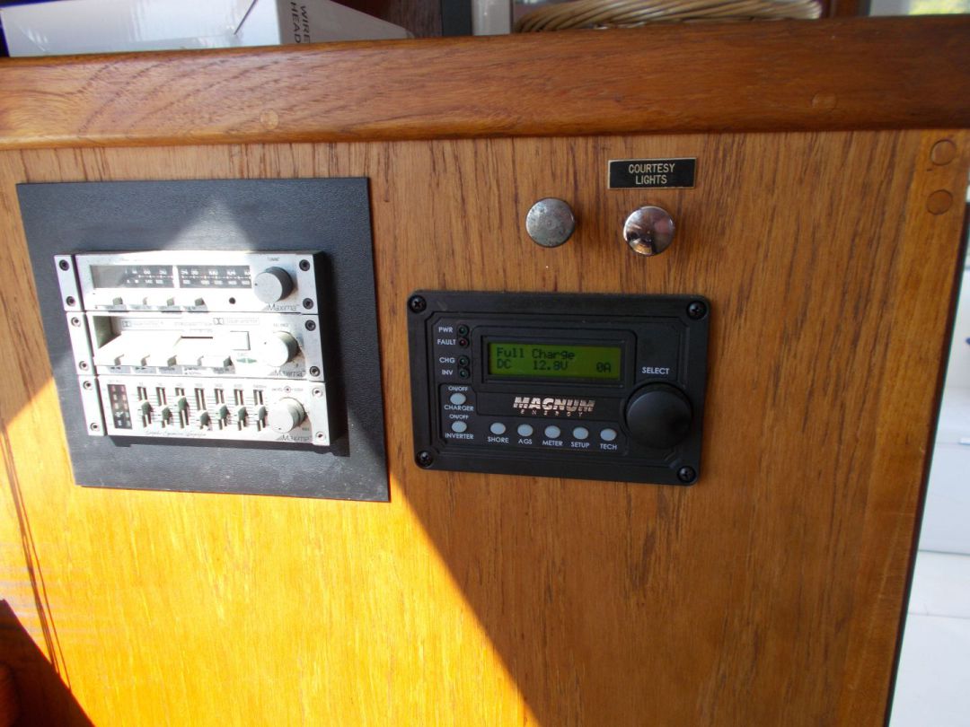 Fiberglass Gulf Commander image 51