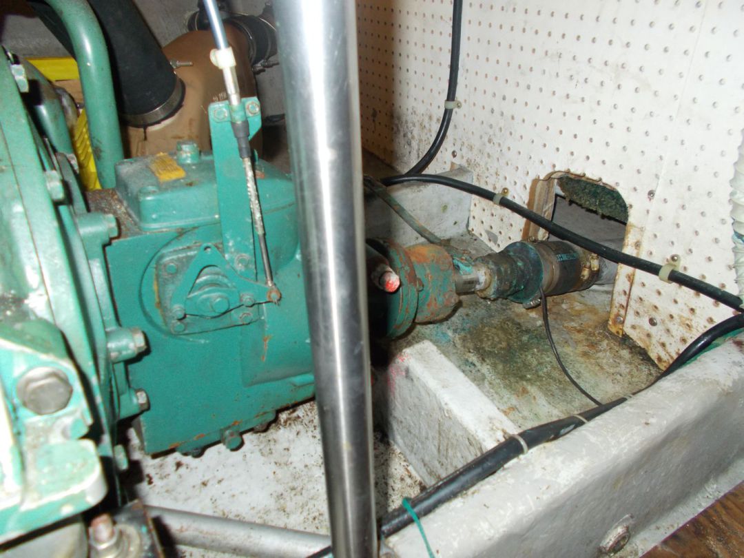 Fiberglass Gulf Commander image 62