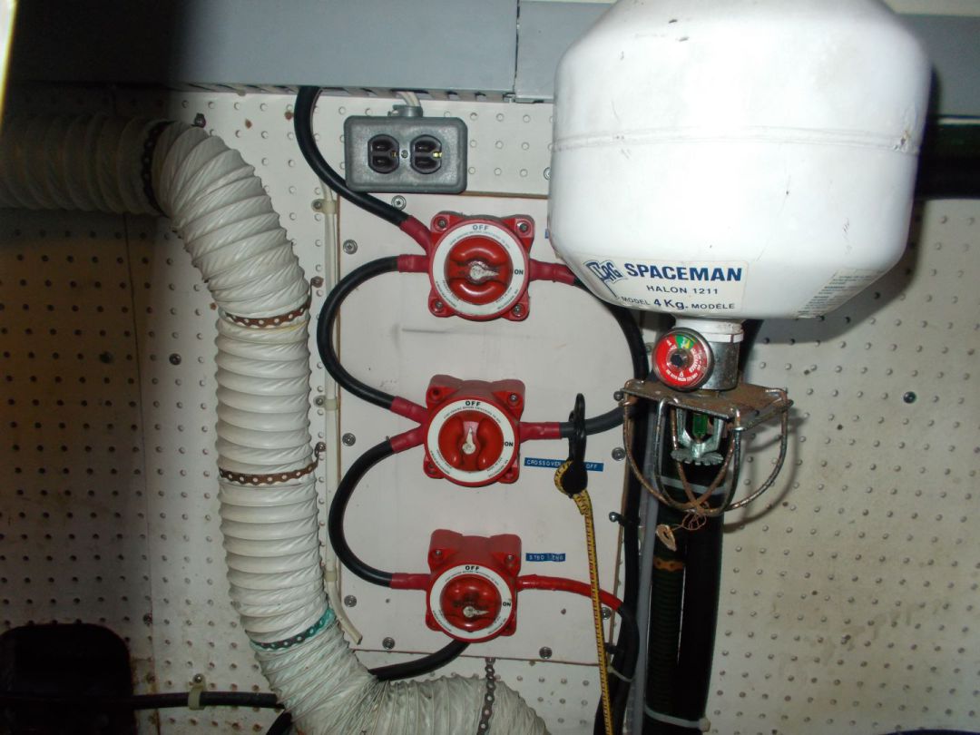 Fiberglass Gulf Commander image 66