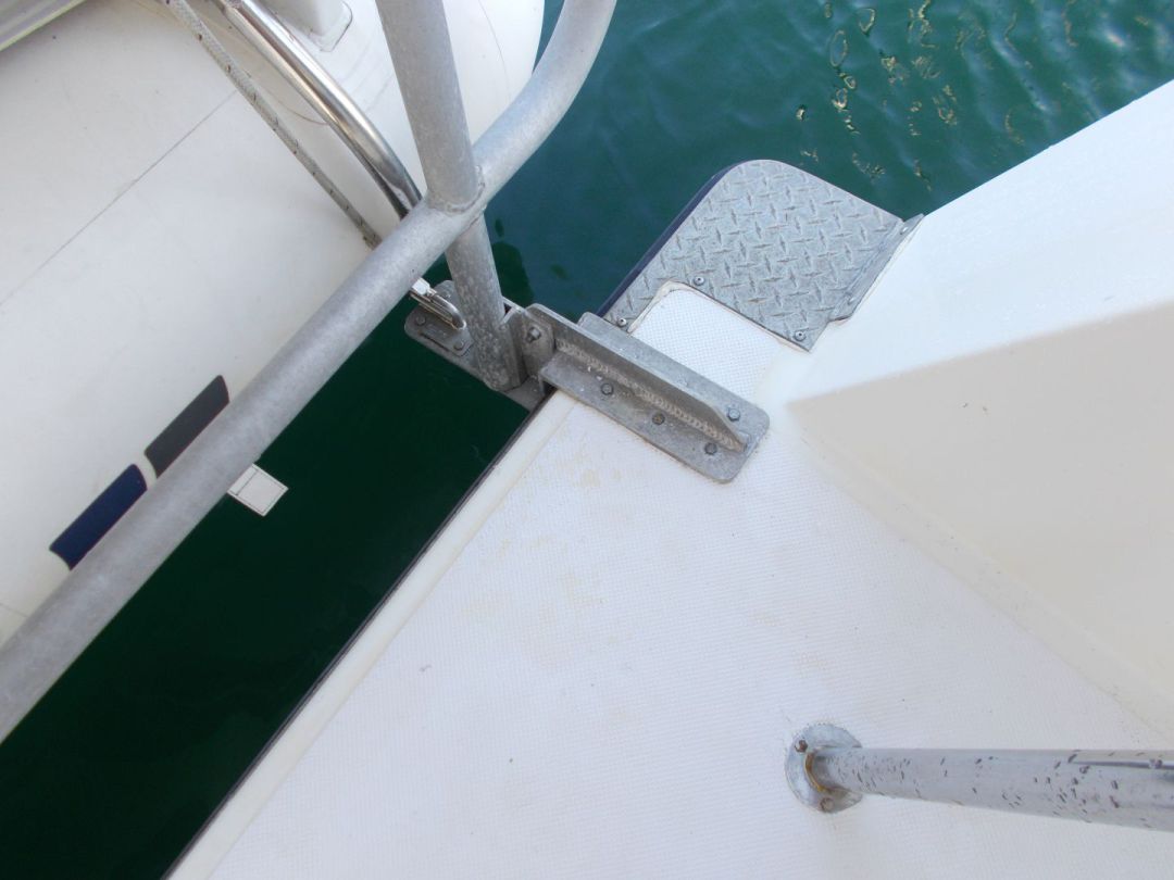 Fiberglass Gulf Commander image 67