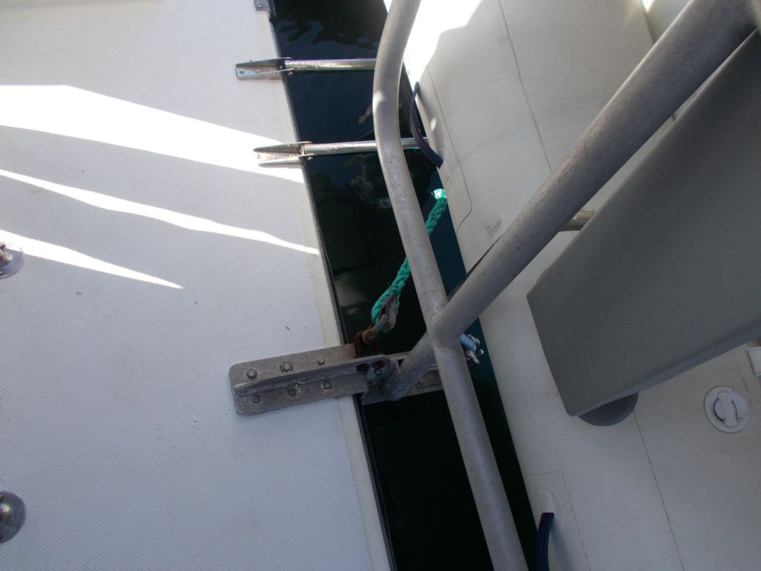 Fiberglass Gulf Commander image 68