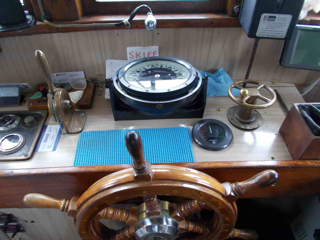 Ex-Troller Cruiser Live-Aboard Trawler image 36