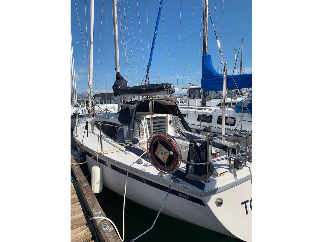 Masthead Sloop Sailboat image 2