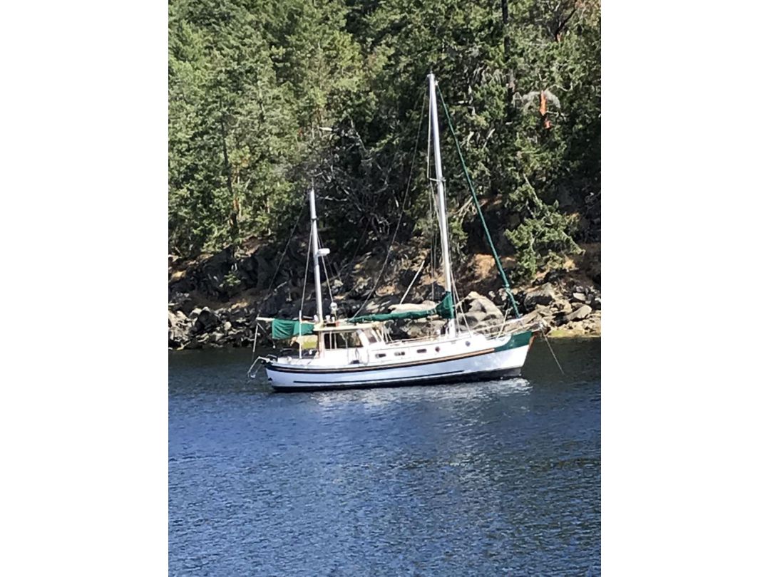Pilothouse Motorsailer image 2