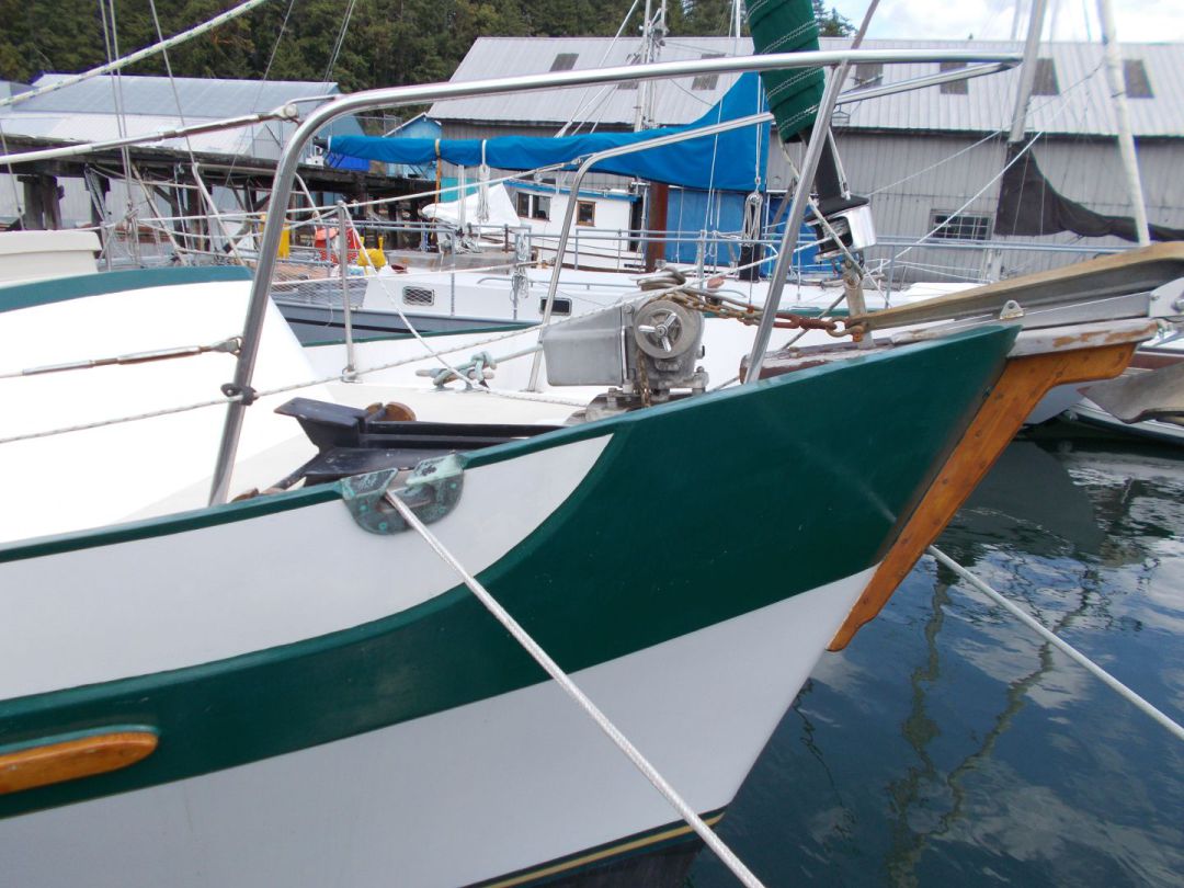 Pilothouse Motorsailer image 6