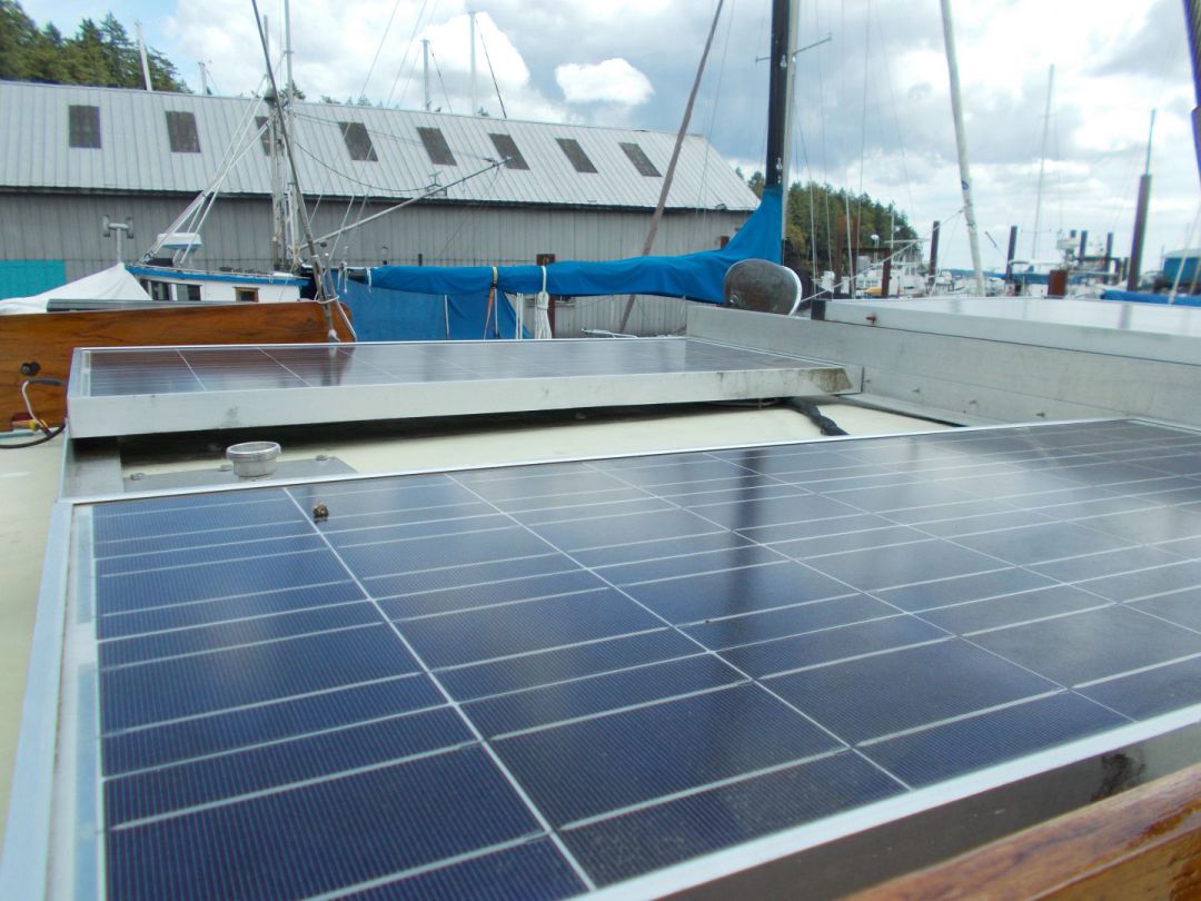 Pilothouse Motorsailer image 25