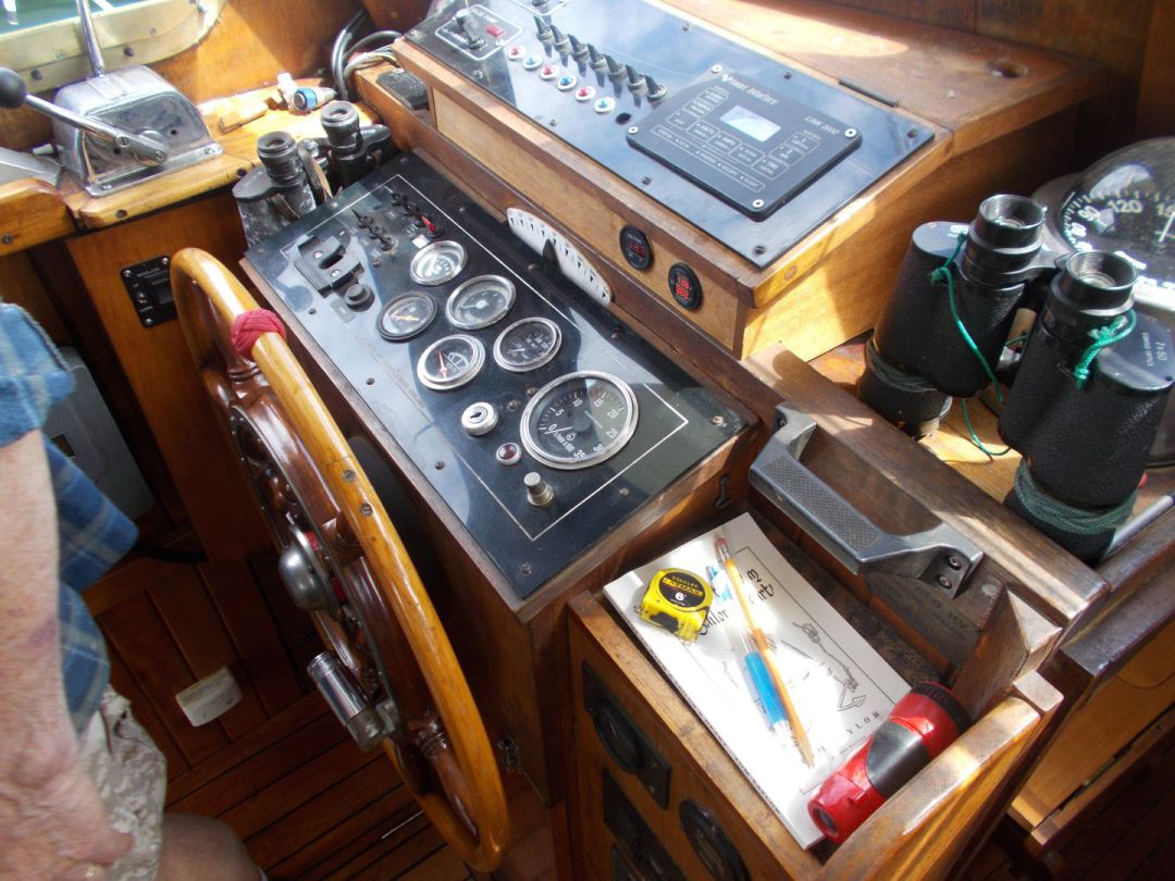 Pilothouse Motorsailer image 26