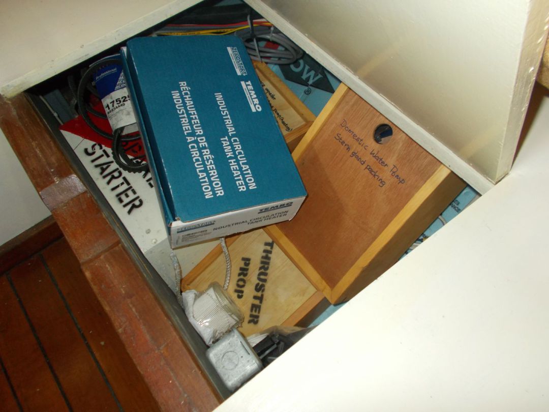 Pilothouse Motorsailer image 58