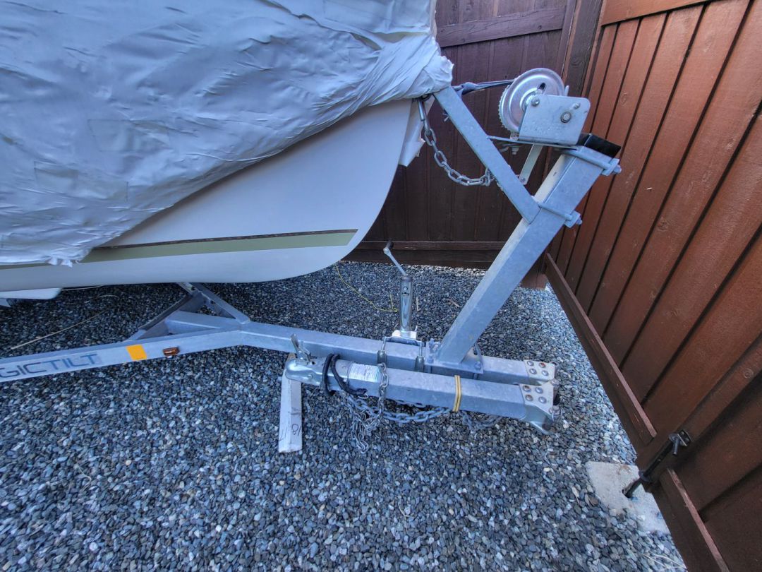 Fiberglass Sailboat image 11