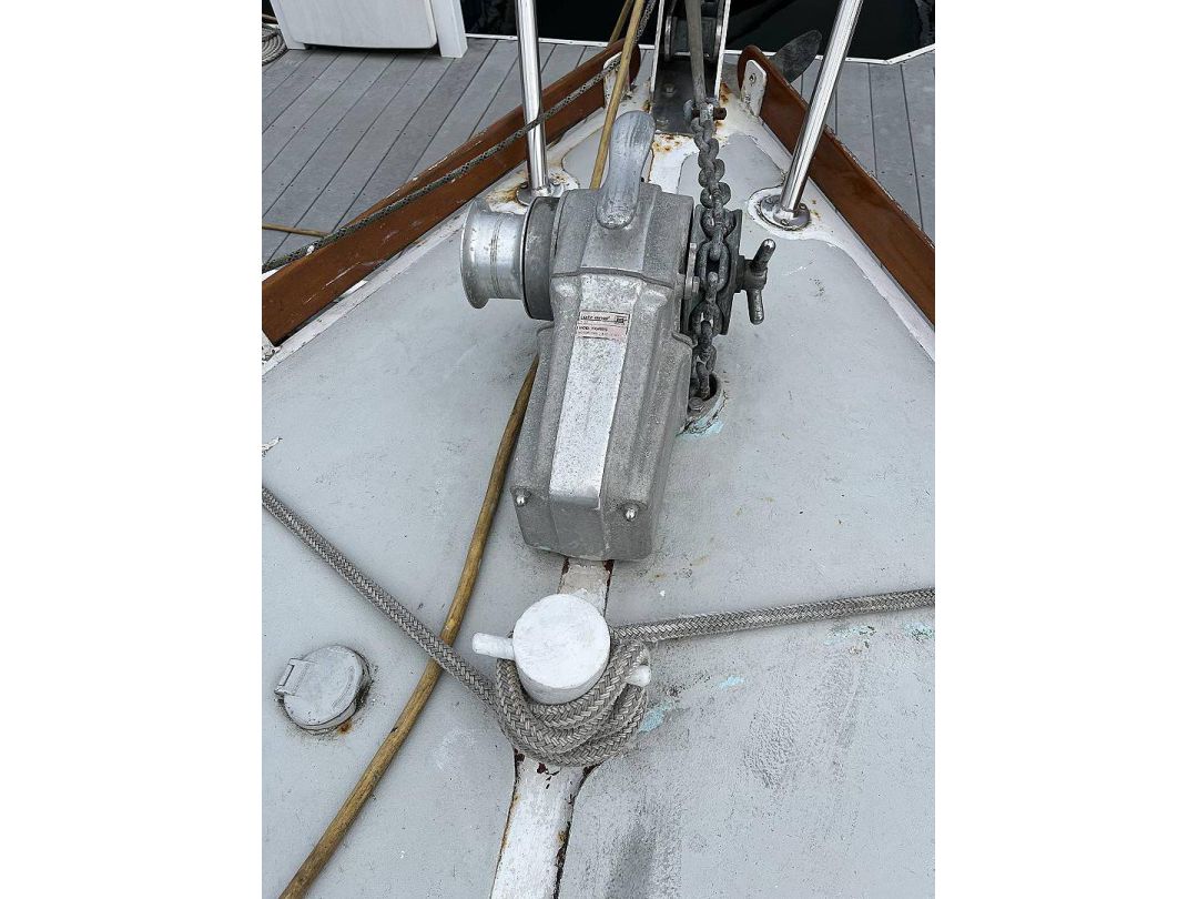 Steel Folkes Sailboat image 16