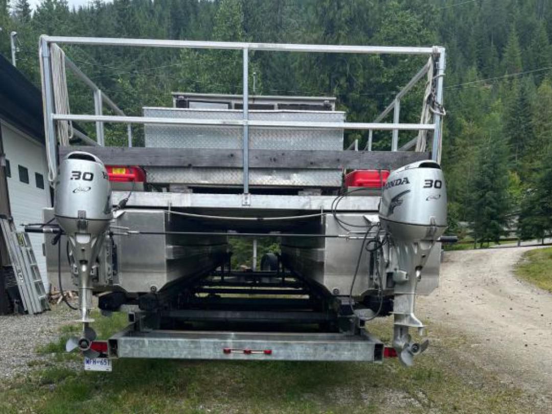 Aluminum Pontoon Barge image 4