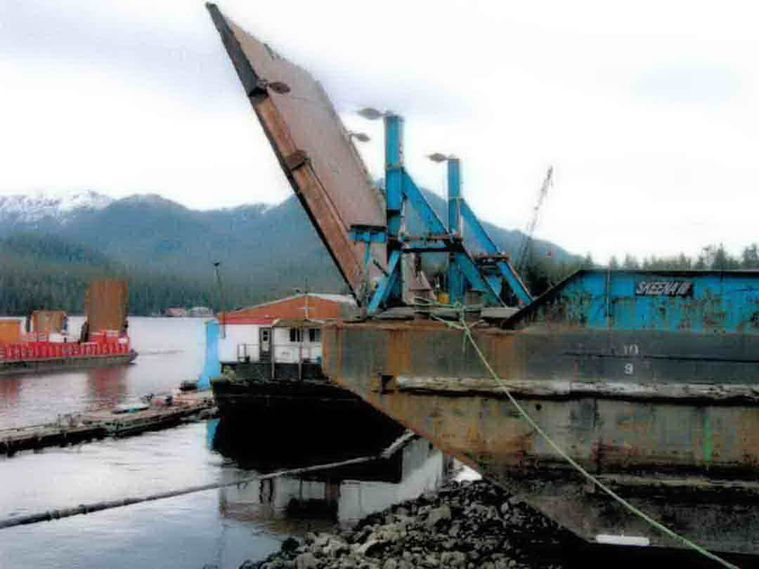 steel ramp barge