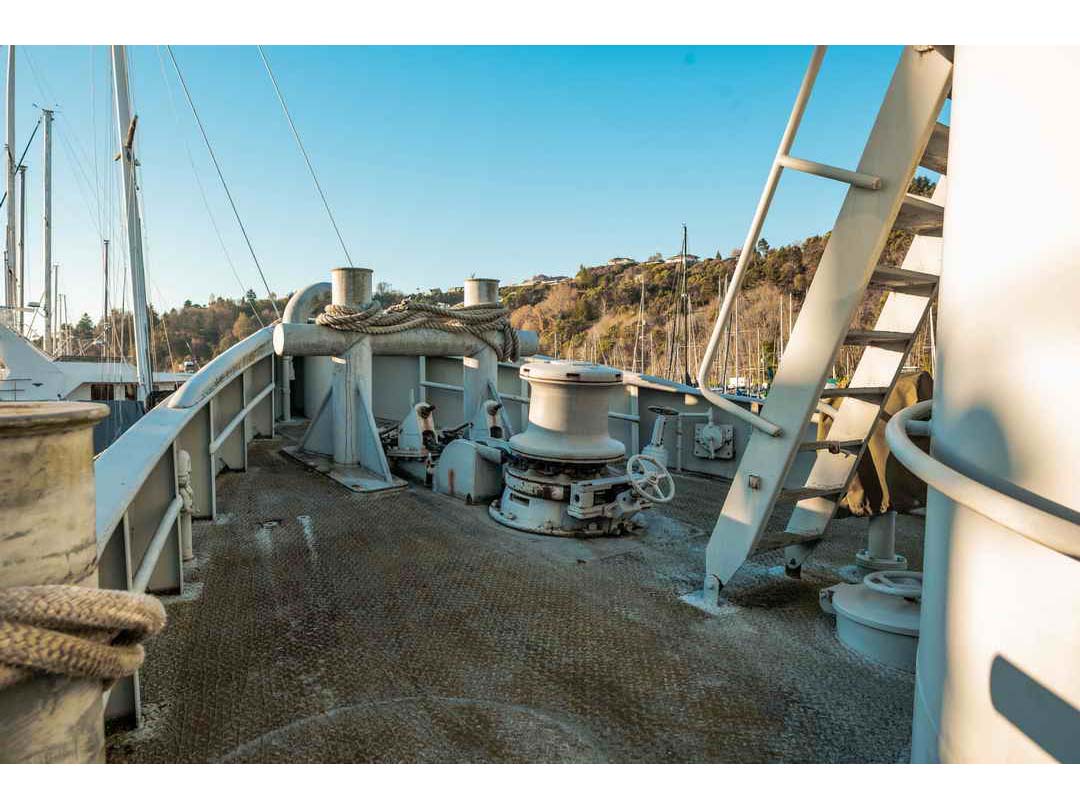 Steel Tug image 5