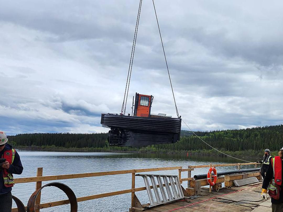 Steel Boom Tug image 2