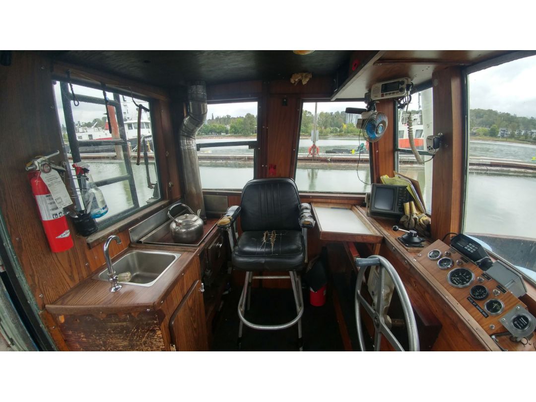 Steel Tug image 8